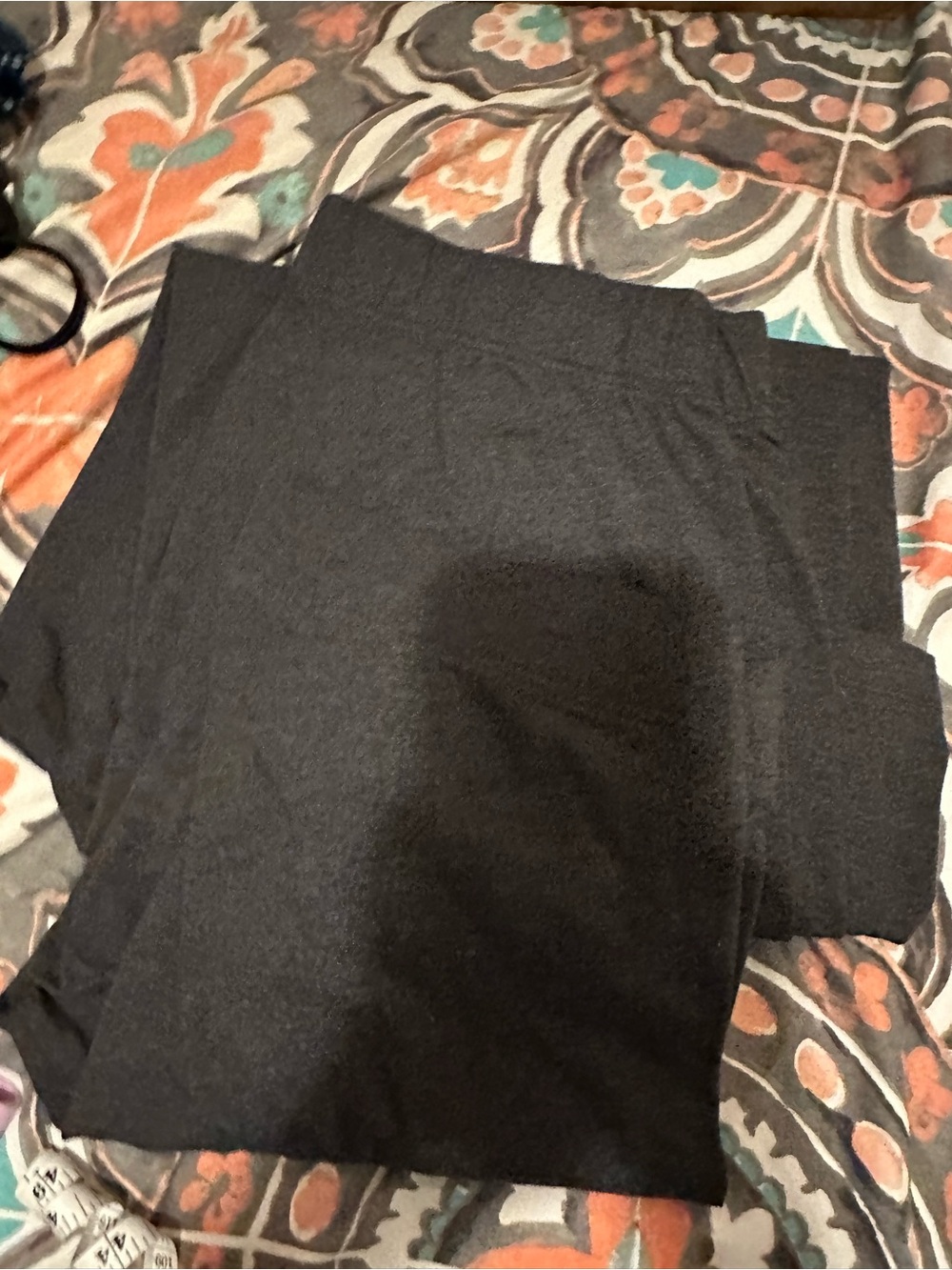 Old Navy Women’s Grey Capri leggings and Cropped Wide-Leg capris